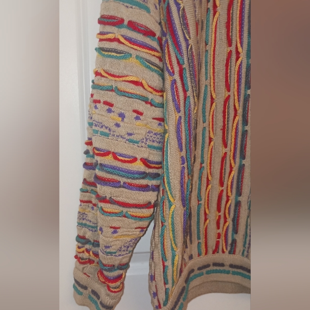 Vintage Coogi men's crewneck knit sweater - Picture 10 of 17